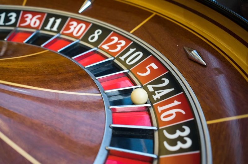 Мобильный опыт LEV Gambling Enterprise: игры, характеристики и награды на ходу